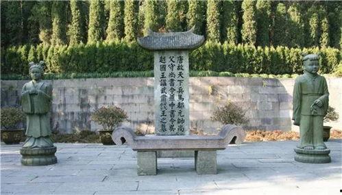 墓土吃瓜亭子,亭子里的历史回响 第3张 墓土吃瓜亭子,亭子里的历史回响 第3张